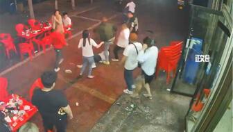 烧烤摊事件爆料视频播放,一场引发热议的街头冲突 第3张 烧烤摊事件爆料视频播放,一场引发热议的街头冲突 第3张